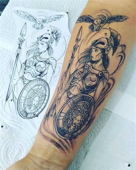 Tatuajes de Atenea, la diosa de la sabiduría